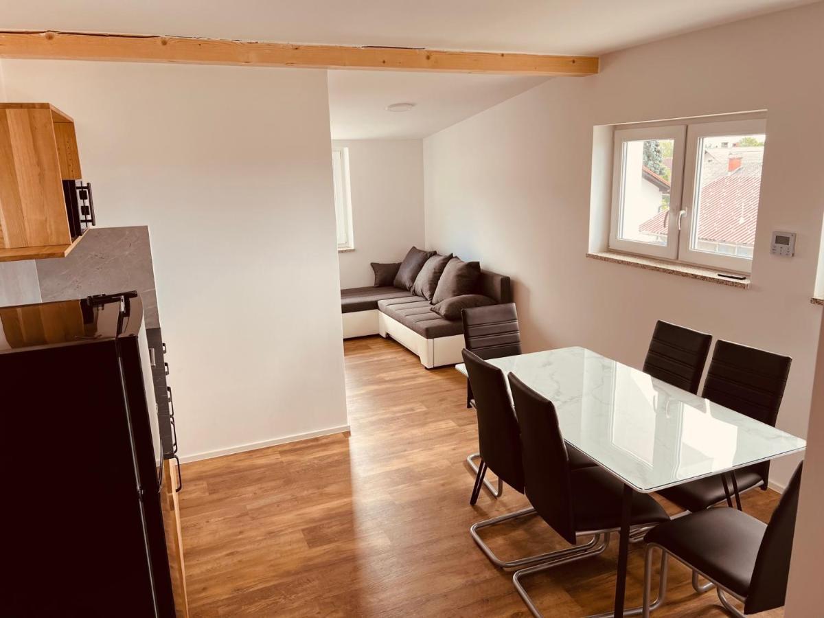 Pjagodic Hotel Cerklje - 5Min To Airport Cerklje na Gorenjskem Eksteriør billede