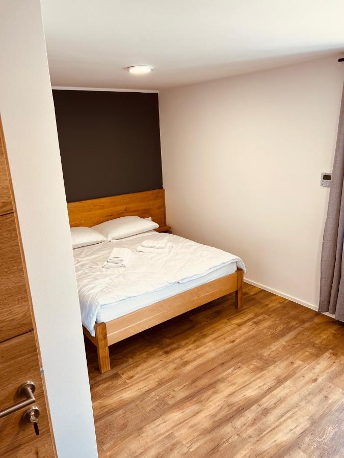 Pjagodic Hotel Cerklje - 5Min To Airport Cerklje na Gorenjskem Eksteriør billede