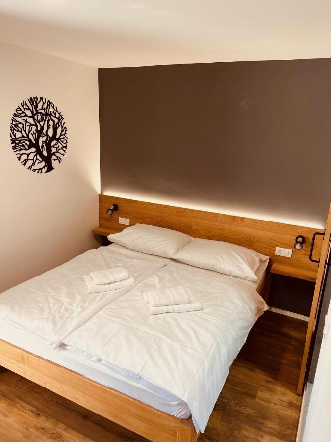 Pjagodic Hotel Cerklje - 5Min To Airport Cerklje na Gorenjskem Eksteriør billede