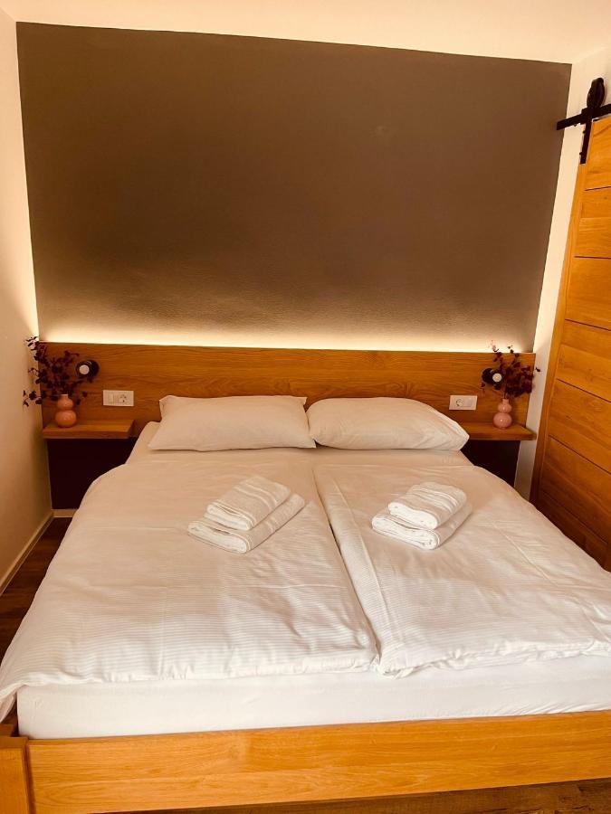 Pjagodic Hotel Cerklje - 5Min To Airport Cerklje na Gorenjskem Eksteriør billede