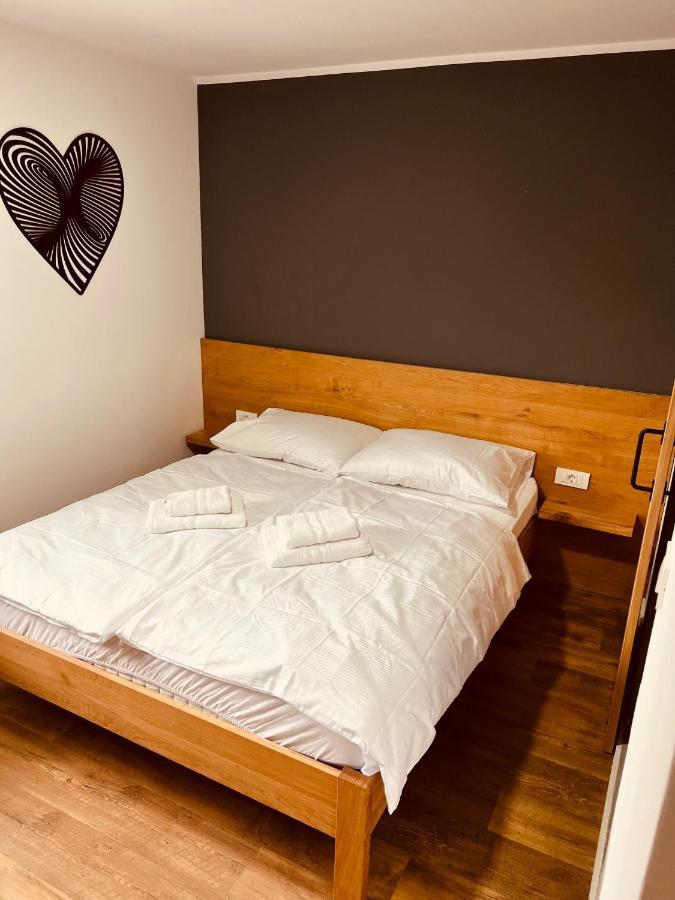 Pjagodic Hotel Cerklje - 5Min To Airport Cerklje na Gorenjskem Eksteriør billede