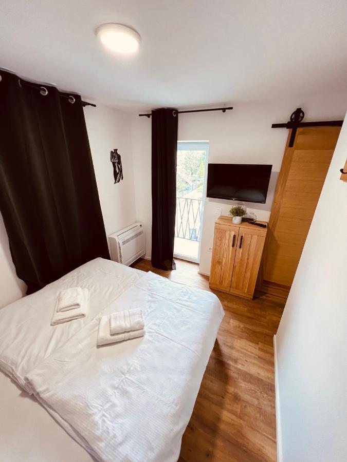 Pjagodic Hotel Cerklje - 5Min To Airport Cerklje na Gorenjskem Eksteriør billede