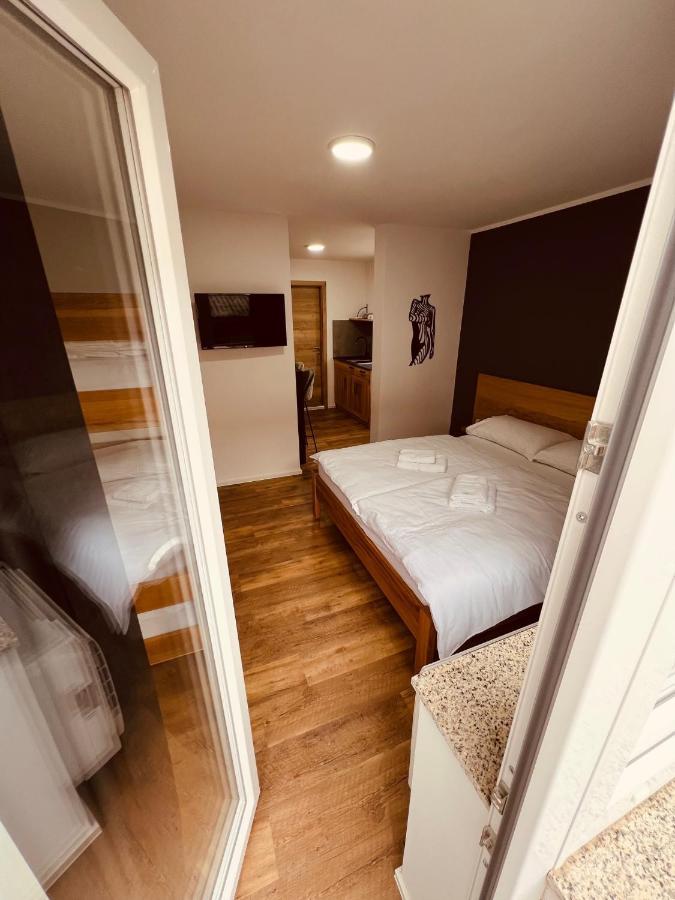 Pjagodic Hotel Cerklje - 5Min To Airport Cerklje na Gorenjskem Eksteriør billede