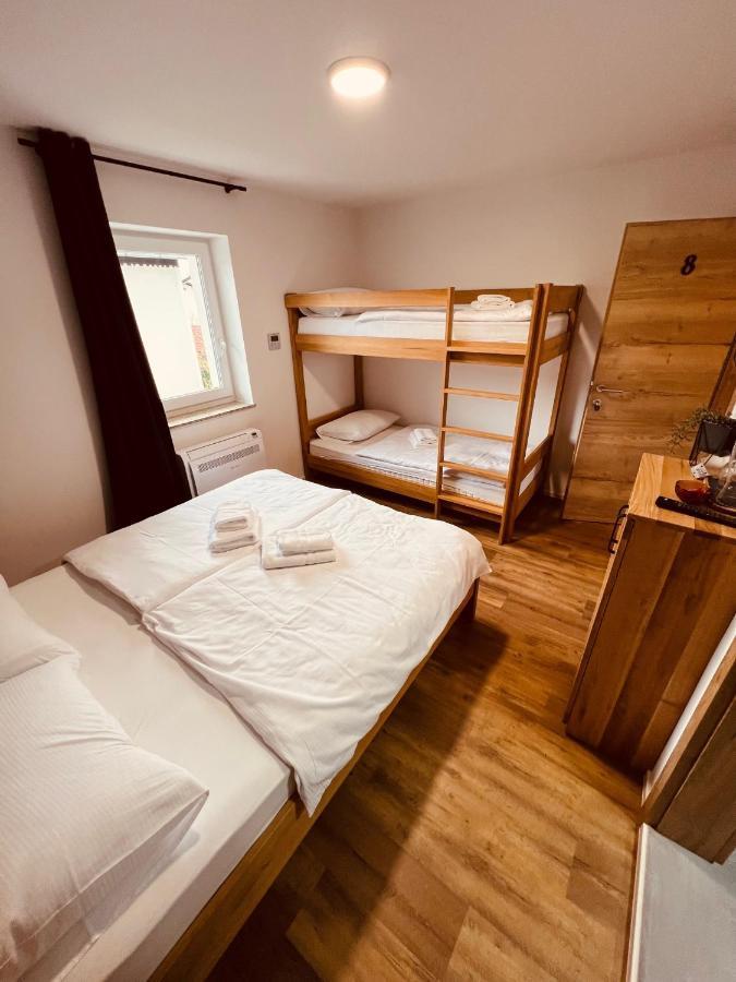 Pjagodic Hotel Cerklje - 5Min To Airport Cerklje na Gorenjskem Eksteriør billede