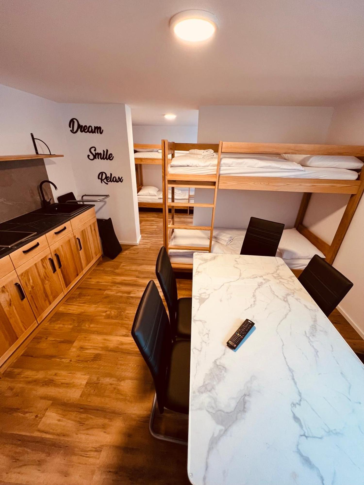 Pjagodic Hotel Cerklje - 5Min To Airport Cerklje na Gorenjskem Eksteriør billede